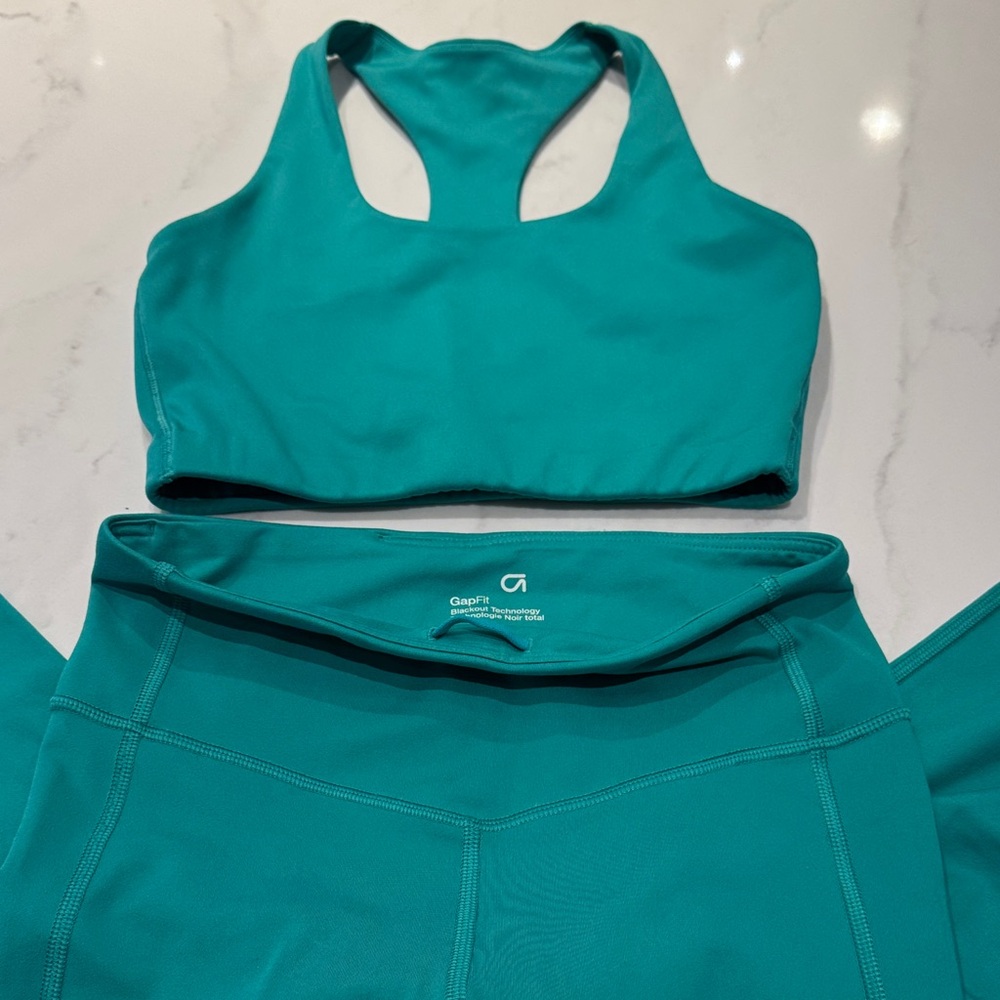 GAP FIT 2pc Workout Wear💚💚